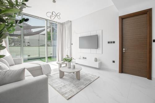 The Crest Luxe Getaway l Brand New 1BR w Premium Facilities l Meydan Near Downtown, Dubái (foto 7)