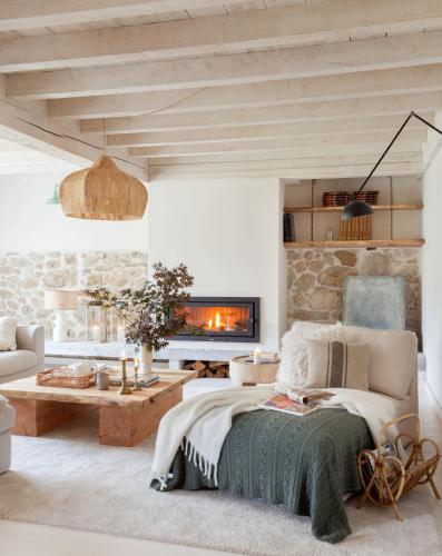 Wishome-Preciosa casa cerca de Comillas con piscina climatizada para disfrutar del otoño gîte à louer Bustriguado