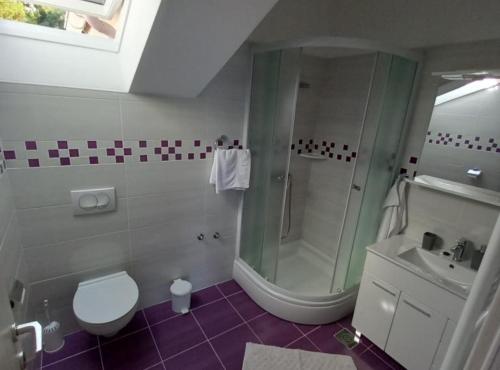 Fürdőszoba, Berti Sun & Sea Apartments in Sveta Nedilja