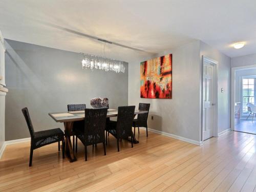 Pickett`s Place - image 10