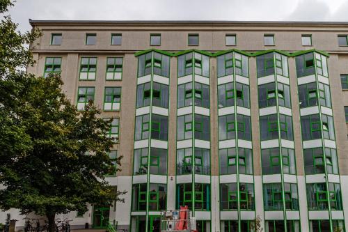 Kapselhotel mit Lounge & Massagesesseln - nähe Hauptbahnhof Halle-Saale in Halle an der Saale, Deutschland