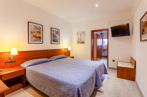 1 twin bed