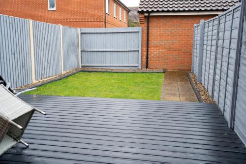 Norwich, Lavender House, 3 Bedroom House, Private Parking and Garden in 科寧勒福德