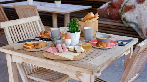 Comida y bebida, Les chambres du 7 by Juliette - Maison Caerdinael in Durbuy