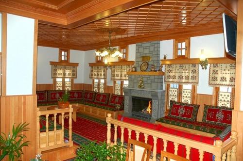 바/라운지, Archontiko Metsovou Luxury Boutique Spa Hotel in 멧소보