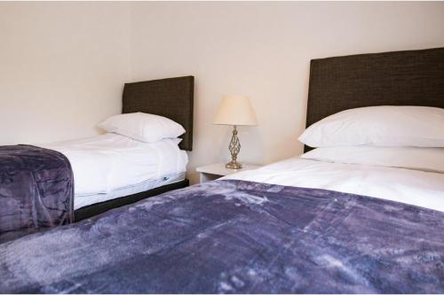 House Sleeps 6 - Parking Garden Family&Contractors gîte à louer Express By Holiday Inn Walsall