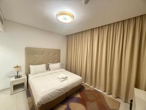 Wecation- Chic 2BR Damac Maison Cour Jardin Business Bay, Dubai (photo 7)