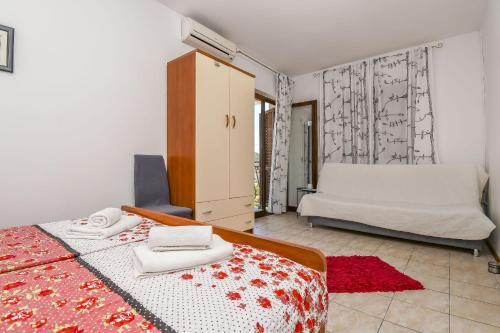 Apartments Ivo - barbecue - image 6