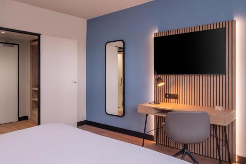 Radisson Hotel Paris Le Bourget Room Type - Family Stay - 2 Connected Rooms