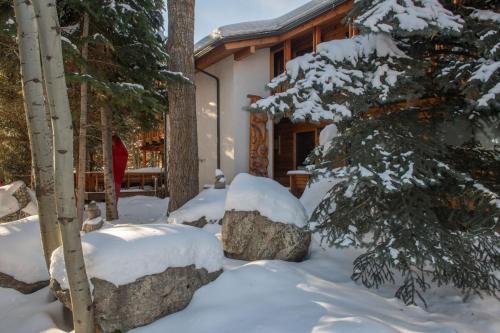 บริการและสิ่งอำนวยความสะดวก, RMR: La Choumine 4 Condo in Teton Village in ทีทอน (WY)