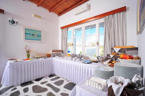 Mykonos Beach Hotel - image 4