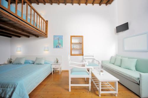 Family Room with Sea View image 3
