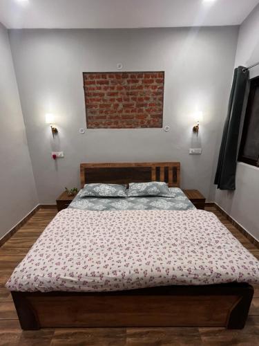 2 bedrooms, 3 beds
