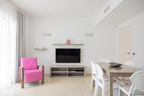 BA Style Apartments Ibiza - Tap to explore photos