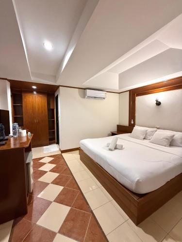 Mr. Black Resort Room Type - Superior Double Room