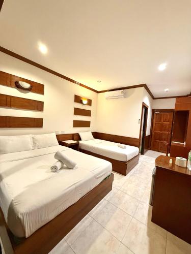Mr. Black Resort Room Type - Superior Triple Room