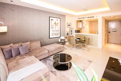 Luxury Fully Furnished 1BHK With Burj Khalifa View at paramount Towers, Dubai (foto 10)