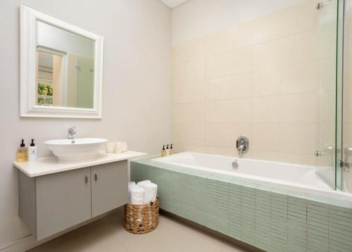 Villa Meadway - image 2