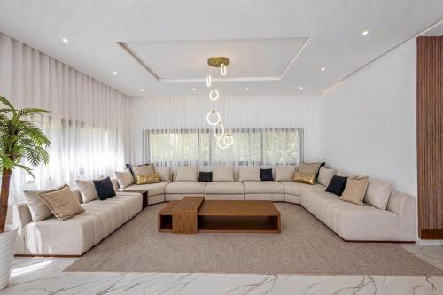 Villa Indigo in Mathe IA