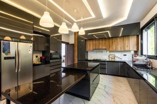 Villa Indigo in Mathe IA