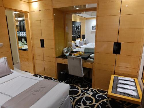 room detail thumbnail 0