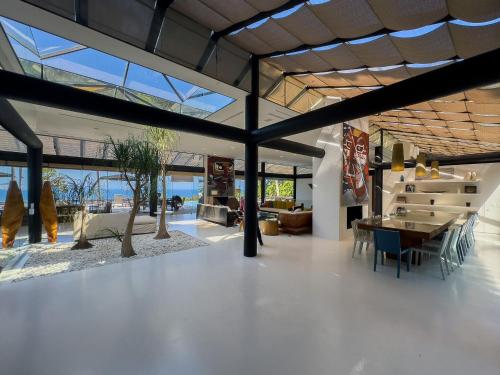 balkon/terras, HR.339 - Casa 5 quartos e piscina em São Conrado (HR.339 - Casa 5 quartos e piscina em Sao Conrado) in Sao Conrado