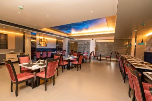 Restaurant, OCEAN PEARL in MVP Colony