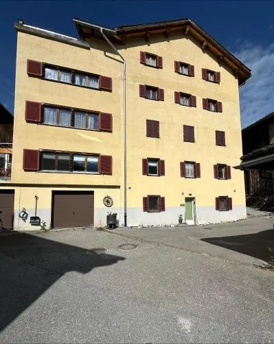 Bavegna in Parsonz, Schweiz