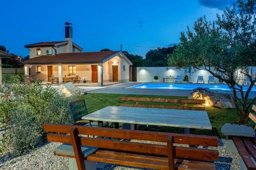 Skats, Villa Ambrić - Nature Escape (Villa Ambric - Nature Escape) in Ružići