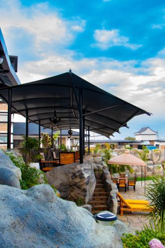 Avian Court Hotel in Naivasha