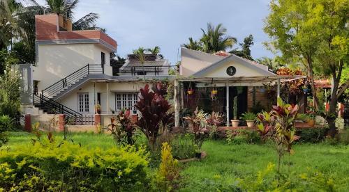 Green Leaf Nature HomeStay in Kamanadurga