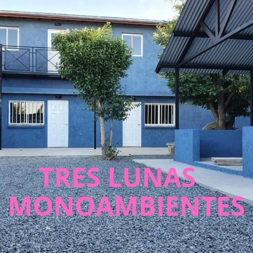 Tres Lunas