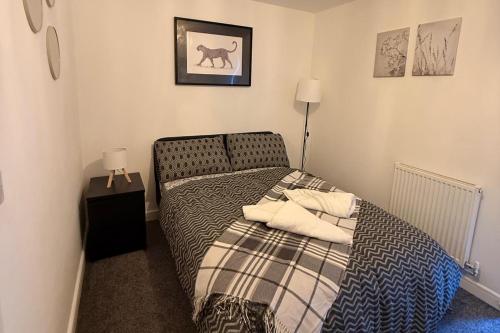 2 Bed - Sleeps 6 - Free Parking in Harmans Water