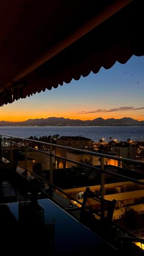 Appartement Vue Mer Pointe Croisette