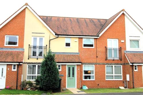 2 Bed House - Large Garden - Pet Friendly, Ashington (fotografie 9)