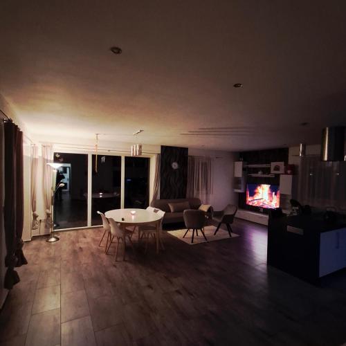 Unicorn #13 in โปรเซชเน