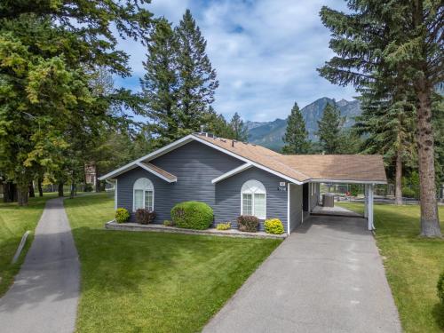 3 bedrooms, 5 beds