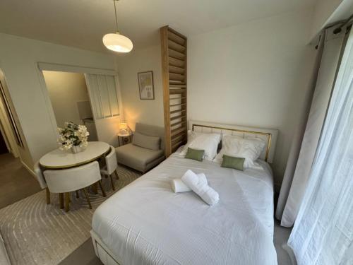Studio moderne et sécurisé (Studio moderne et securise) in Compiegne Városközpont