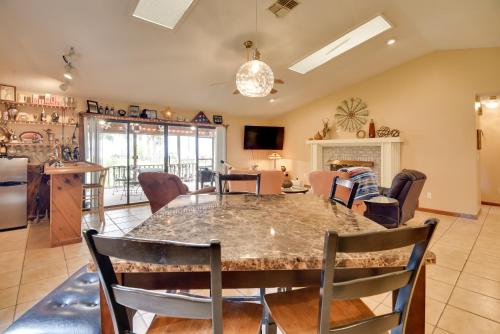 Pirate Cove Home in Welaka Dock and River Access! in East Palatka (FL)