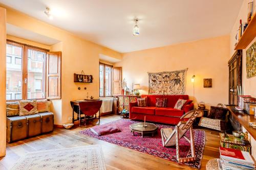 Charming Bright Colosseum apartment, Rome (photo 6)