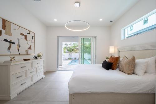 Arlington Park Luxury House in Arlington Park