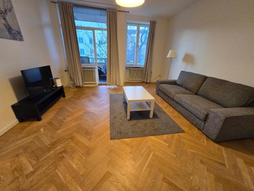 Home Inn Gull1, Стокгольм