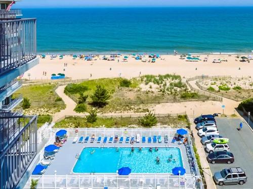 Ocean Front Sea Terrace 209 Heated Pool