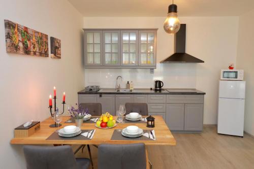 Modern Apartment • Garden • Near The City Center, Прага (фото 6)