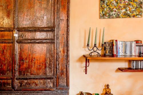 Charming Bright Colosseum apartment, Rome (photo 7)