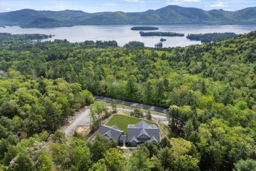 Eagle's Nest at Bolton Landing in Bolton Landing (NY)