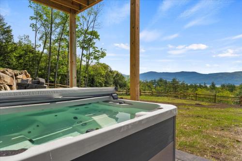 Eagle's Nest at Bolton Landing in Bolton Landing (NY)