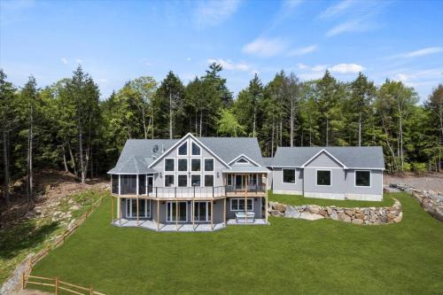 Eagle's Nest at Bolton Landing in Bolton Landing (NY)