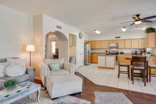 Hike, Bike, Bring Your Pets! Mtn-View Tucson Home, Tucson (photo 4)