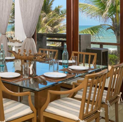 Driftwood Villa in Pamunugama